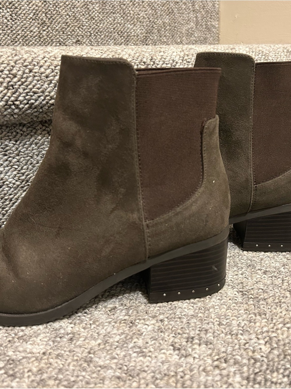 * 3 for 30$ Bundle * Women's Brown Suede Chelsea Boots